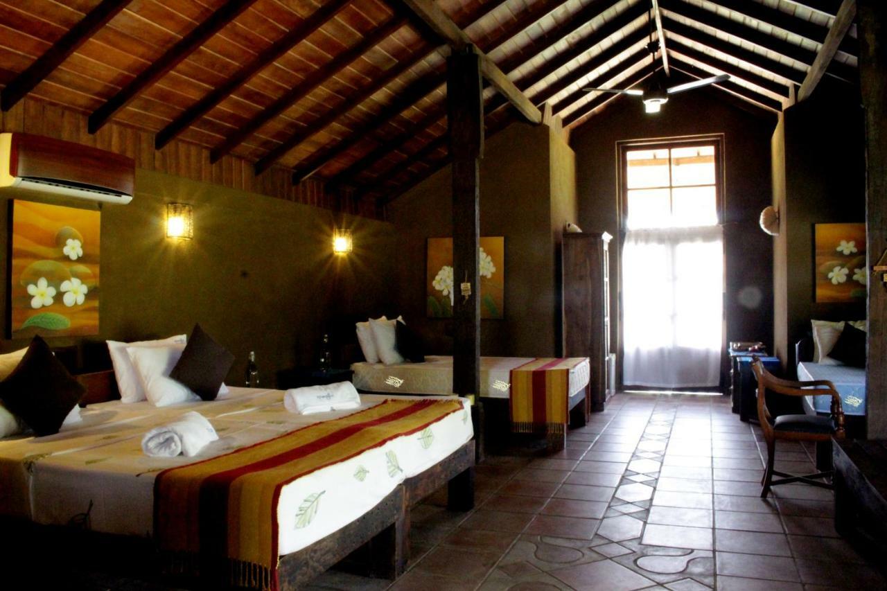Отель Athreya Ayurveda Ashram Хабарана Экстерьер фото